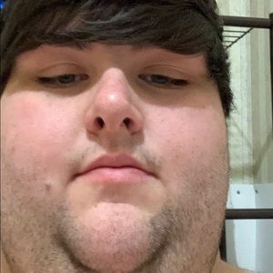 Meet your Posher, Dakota